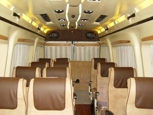 Tempo Traveller 17 Seater 26 Seater